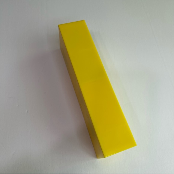 1999 Barbie “Hidden Messages” Yellow Locker - Picture 12 of 14